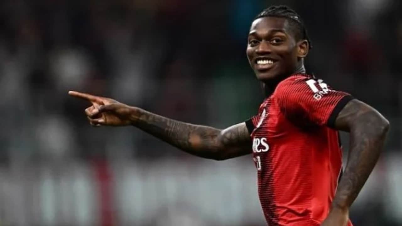 Foto - Yılın transfer çalımı resmen atıldı! Rafael Leao Galatasaray ile anlaştı