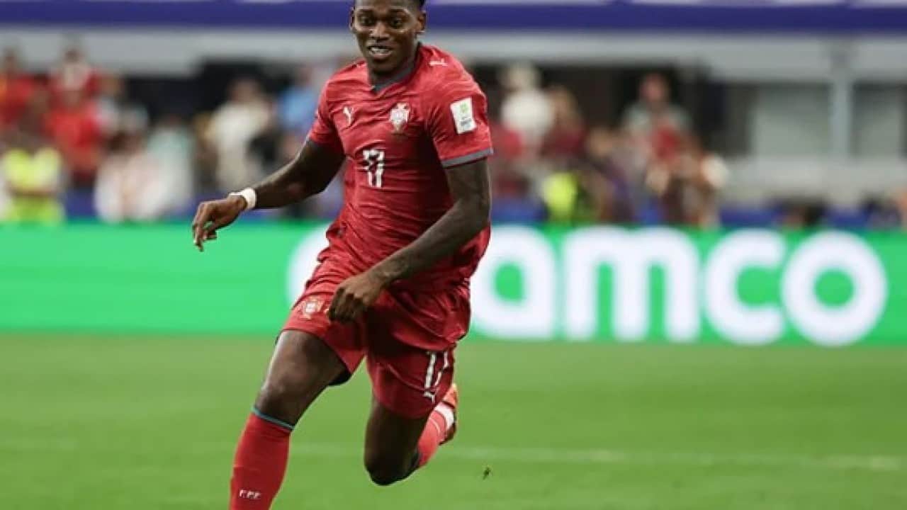 Foto - Yılın transfer çalımı resmen atıldı! Rafael Leao Galatasaray ile anlaştı