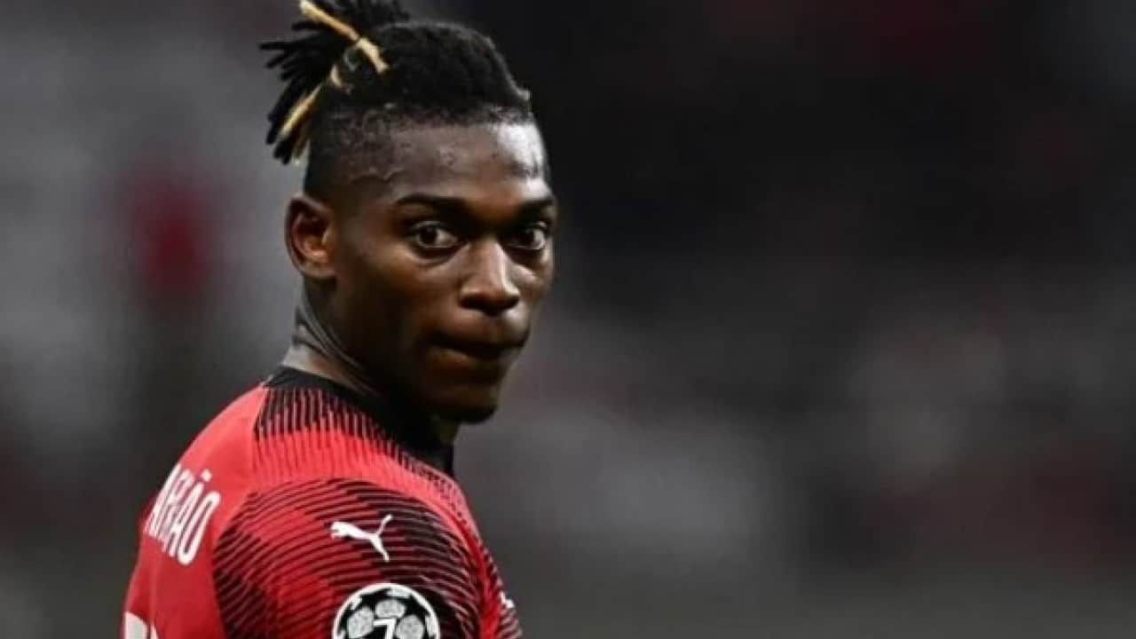 Foto - Yılın transfer çalımı resmen atıldı! Rafael Leao Galatasaray ile anlaştı