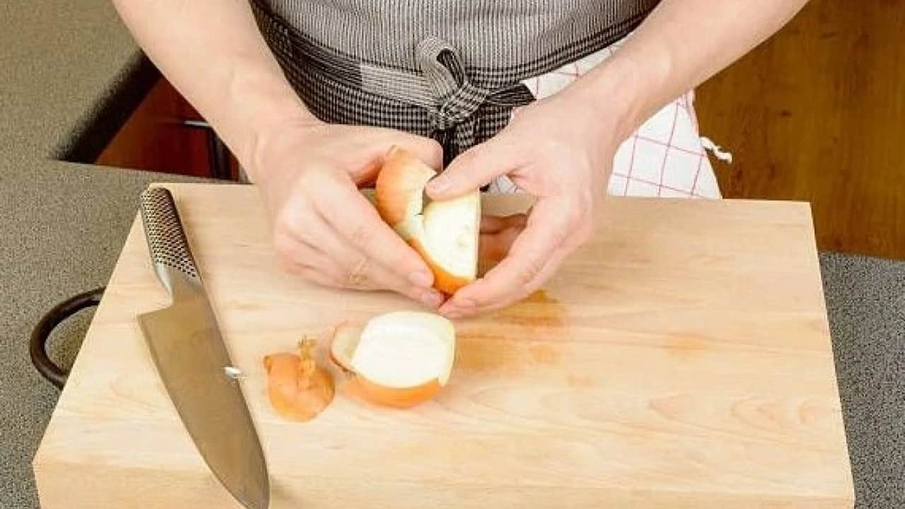 Foto - Yıllardır bu hatayı yapıyoruz! Soğan tüketirken bu hataya dikkat