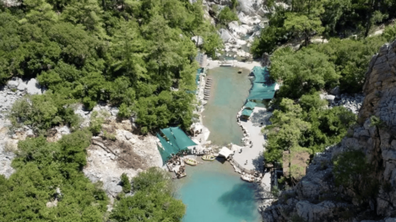 Foto - Yoksa orayı görmediniz mi? Turistler akın ediyor, en çok macera tutkunları doyamıyor: Antalya'da göreni büyülüyor
