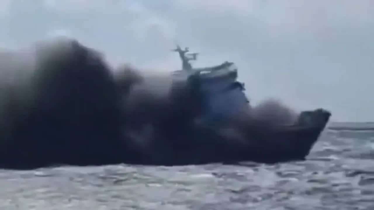 Yolcu feribotu alev aldı! 5 kişi hayatını kaybetti, onlarca kayıp var
