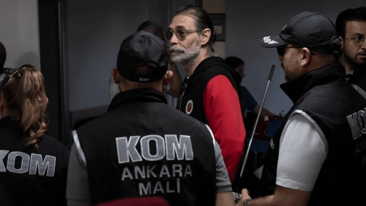Foto - Yolsuz Eko’nun vurgun çarkından kaçan kaçana! 3 belediye başkanı daha AK Parti’ye geçti