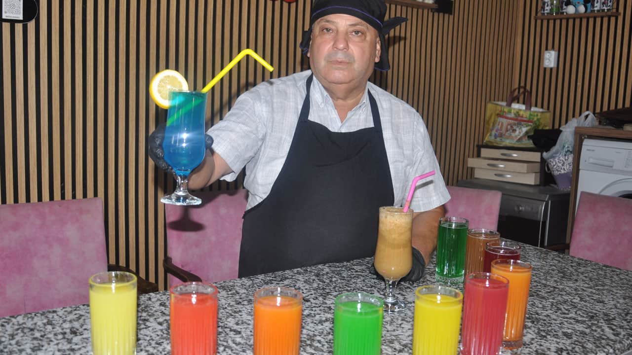 Foto - Yöresel 12 çeşit doğal içecekle hizmet veriyor! Bu çay bahçesinde asitli içeceğe yer yok