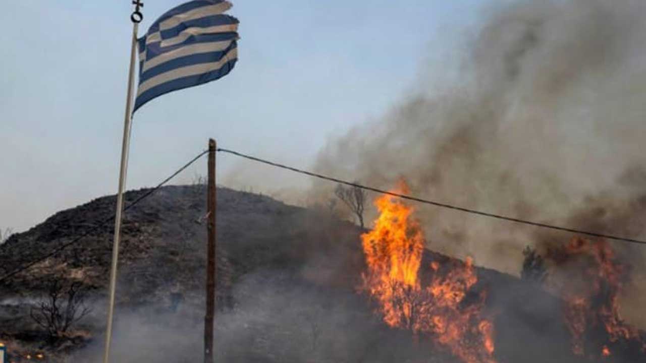 Foto - Yunanistan'da kabus bitmiyor