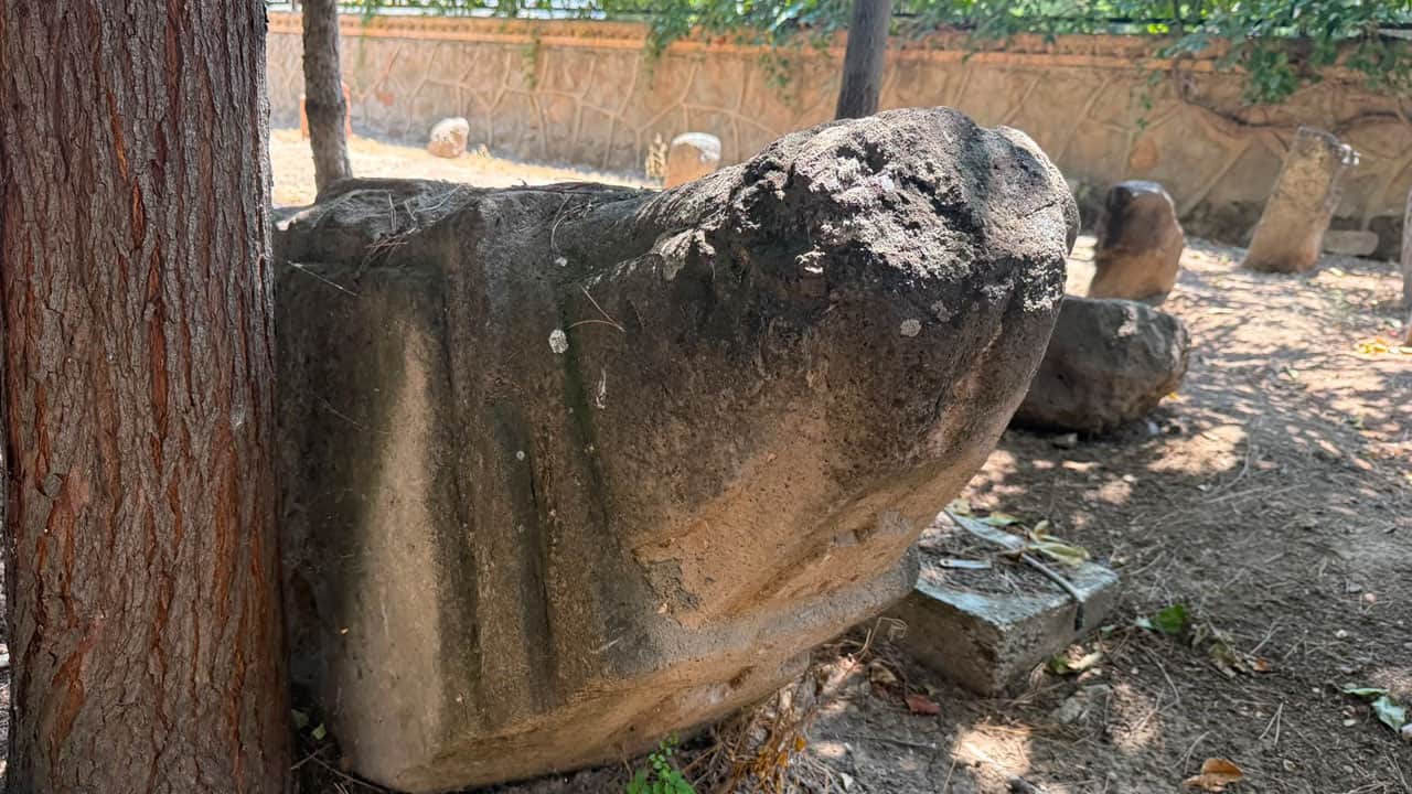 Foto - Yüzyıllardır ayakta duruyor! Iğdır’daki koçbaşlı mezar taşlarının sırrı