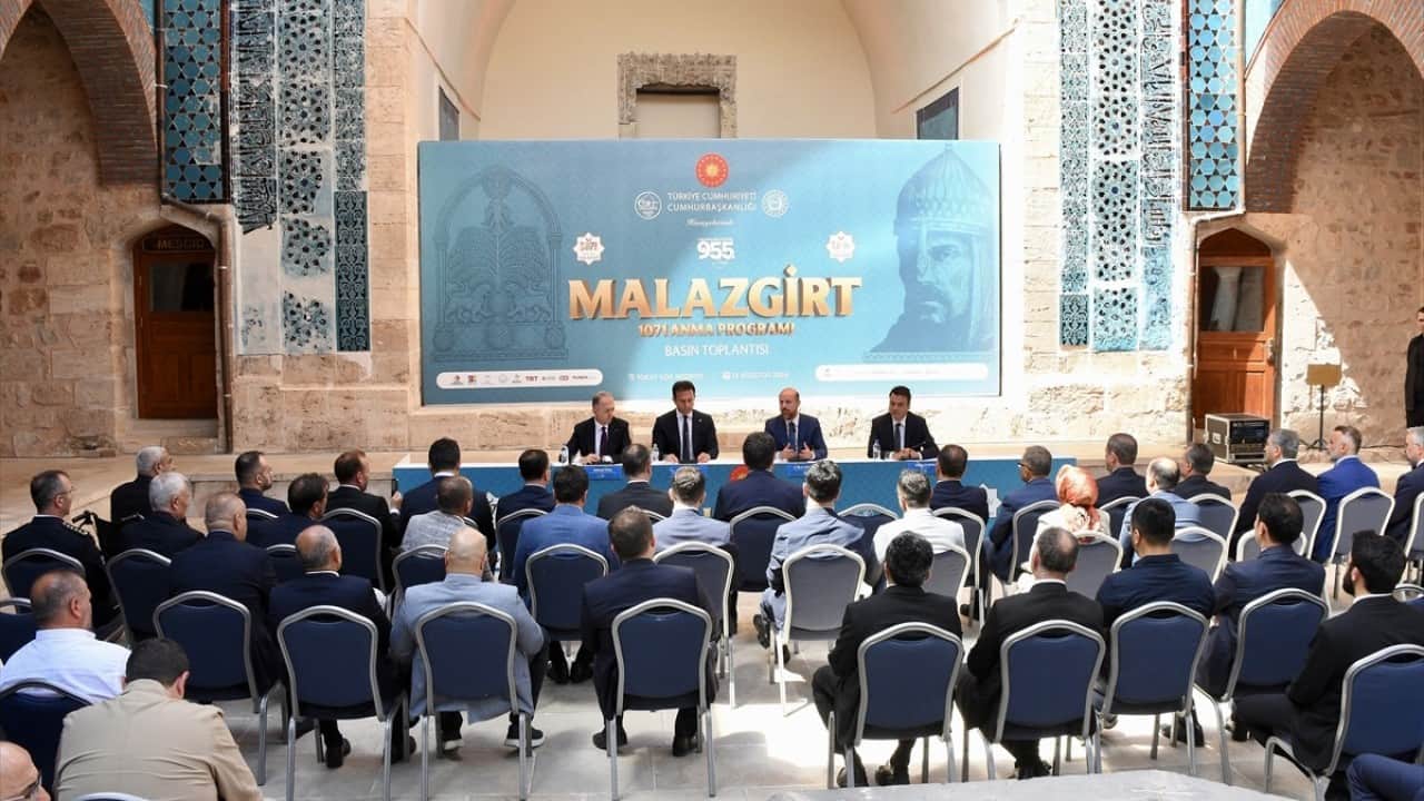 Foto - Zaferin 955. yıl dönümü öncesi program paylaşıldı! Milli birliğin tohumu Malazgirt’te atıldı