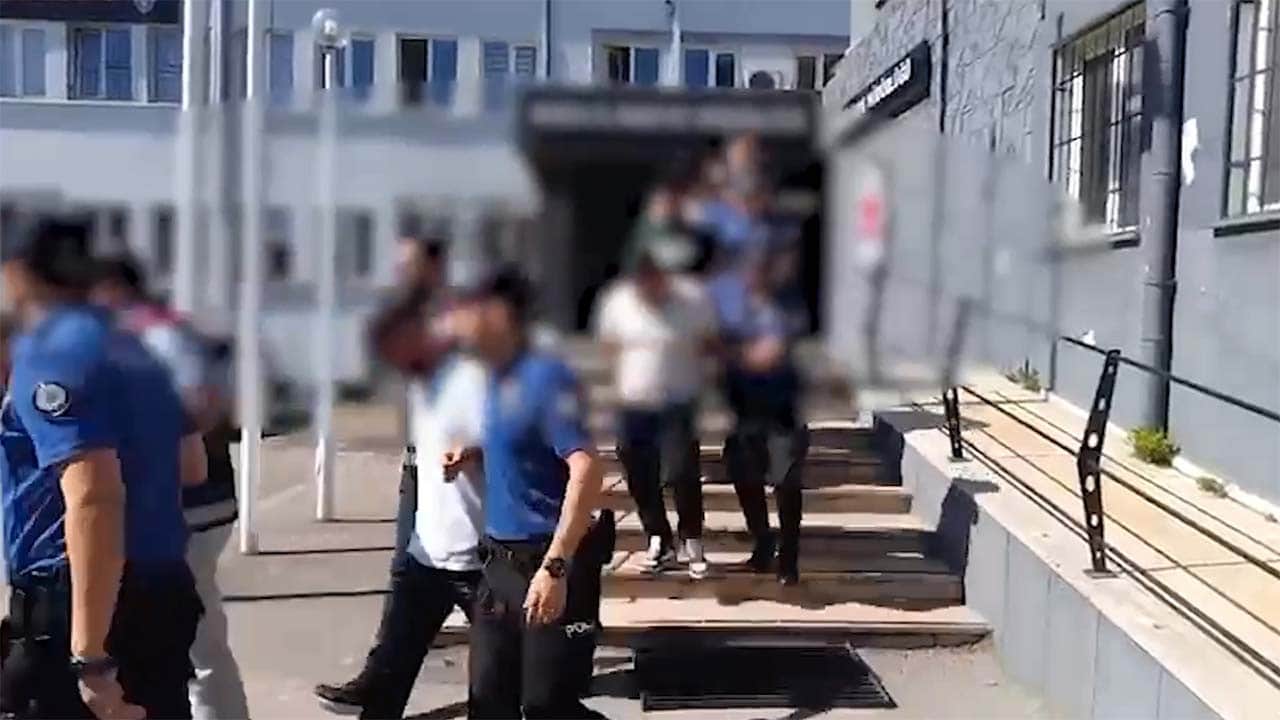 23 ilde operasyon 307 nitelikli dolandırıcı yakalandı