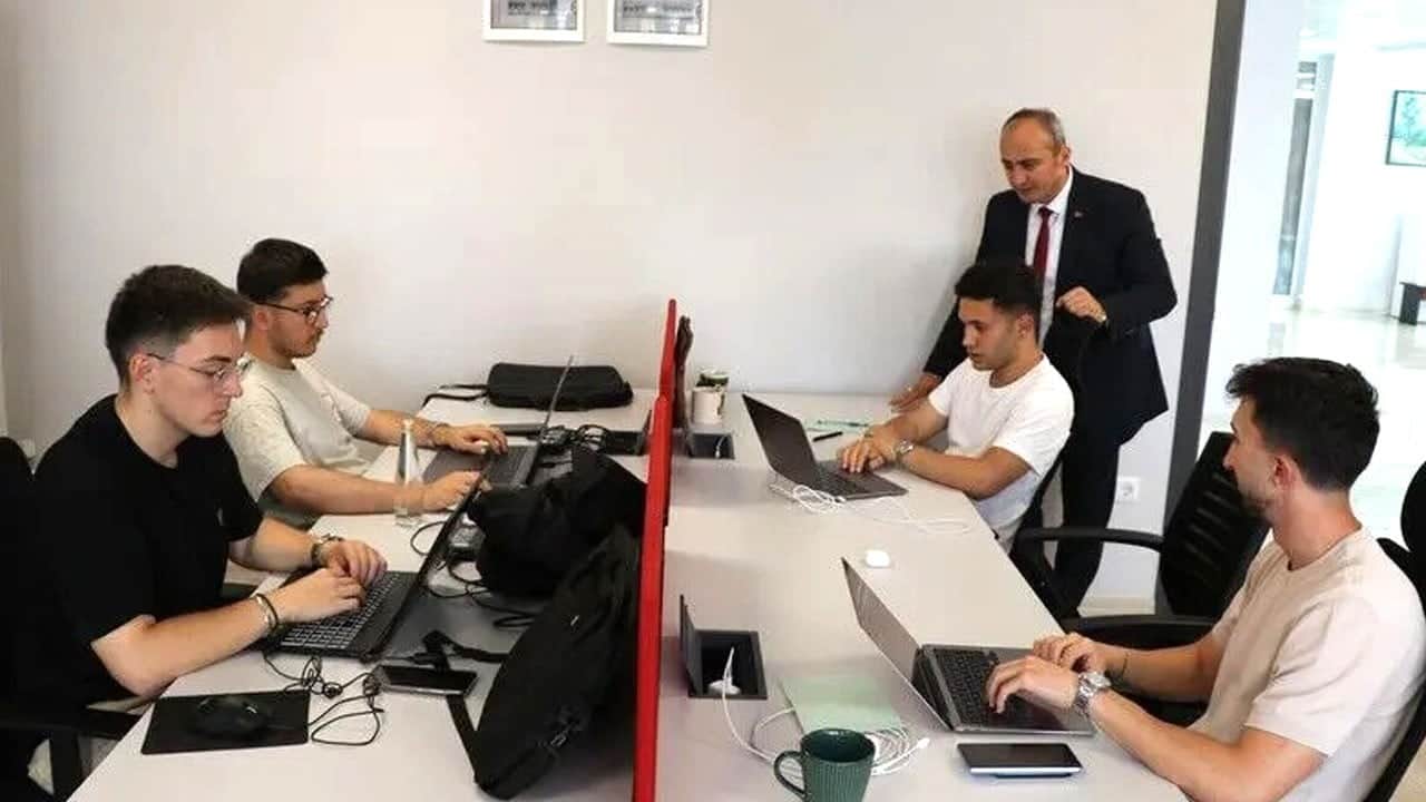 3 yılda firma sayısını 4’e katladı! Kütahya Teknokent yerli teknolojinin üssü oldu