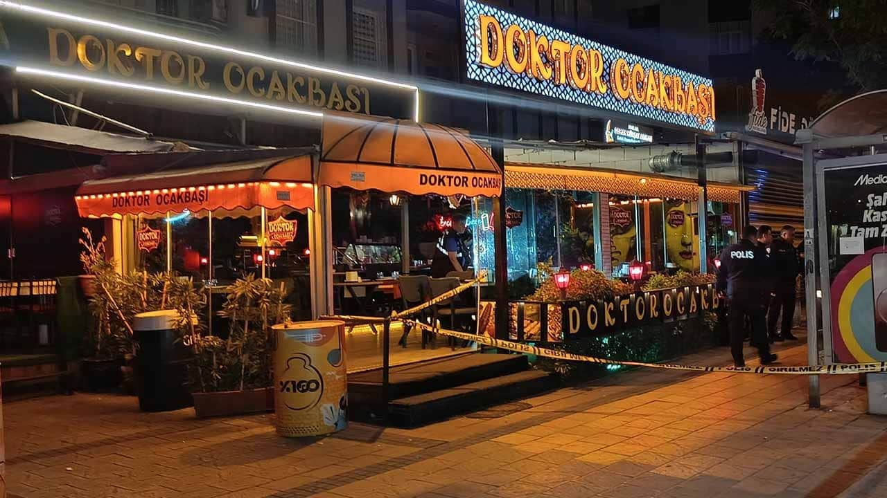 Adana’da kanlı pusu! İş yeri sahibi motosikletli saldırganların hedefi oldu!