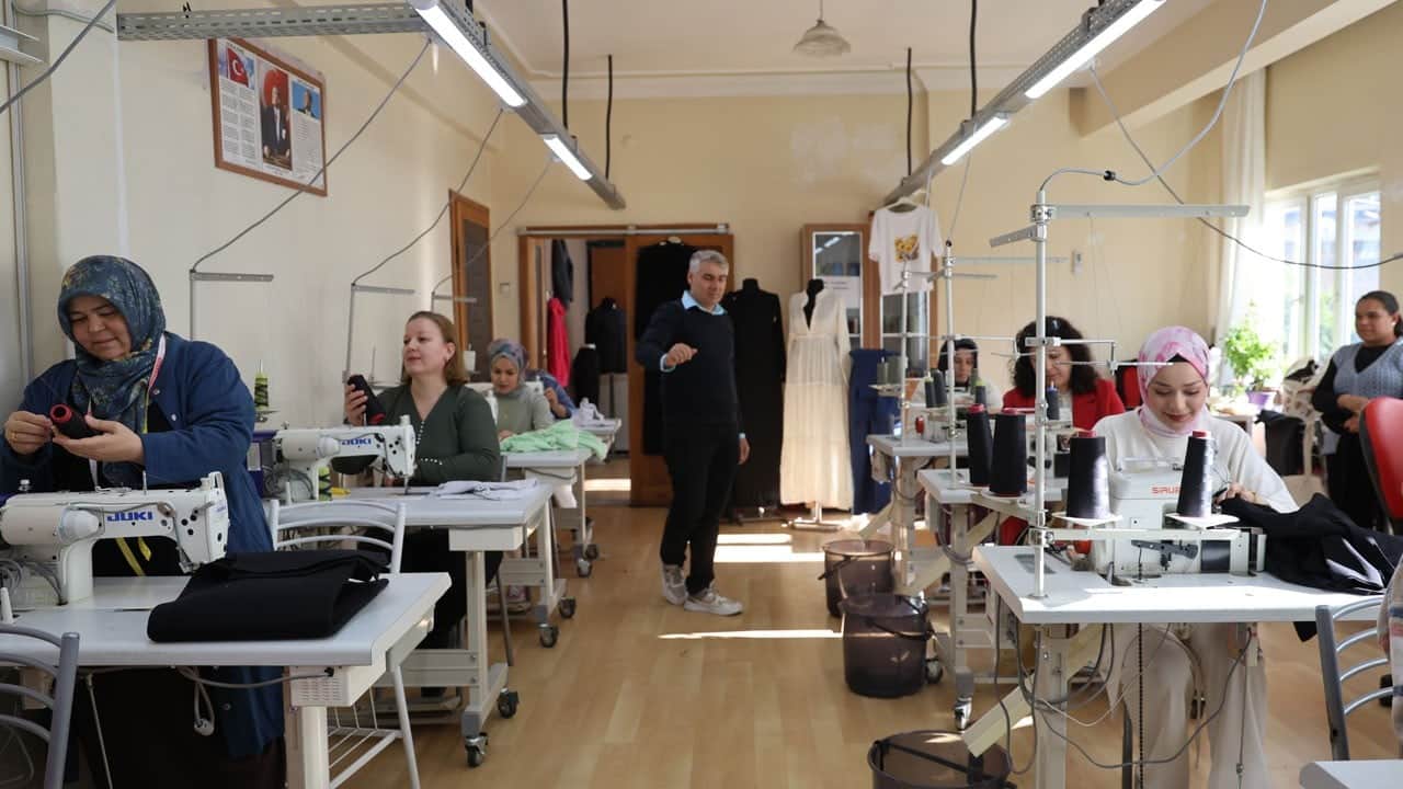 Aile Destek Merkezi hobileri kazanca dönüştürdü