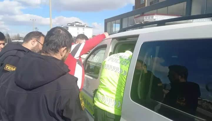 Aksaray - Ehliyetine el konulan sürücü, 3'üncü kez alkollü araç kullanırken yakalandı