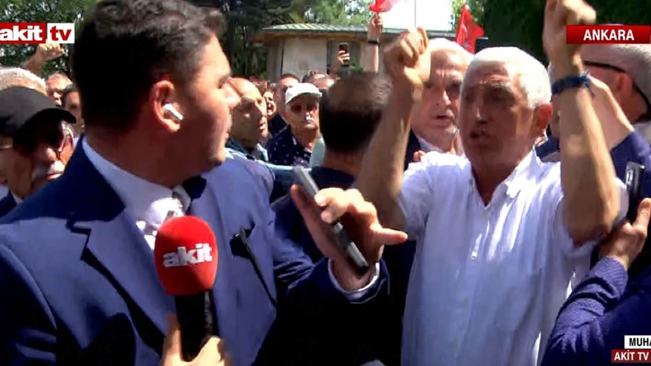 Aktivist yazar Necip Fazıl Ergüt’ten gazetecilere saldırmayı meslek edinen CHP’ye kınama