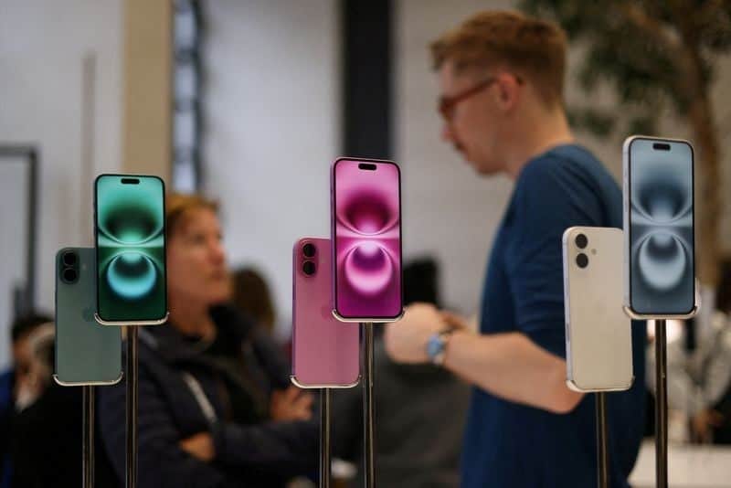Apple cephesinde sessiz plan ortaya çıktı! iPhone serisi bambaşka bir döneme giriyor!