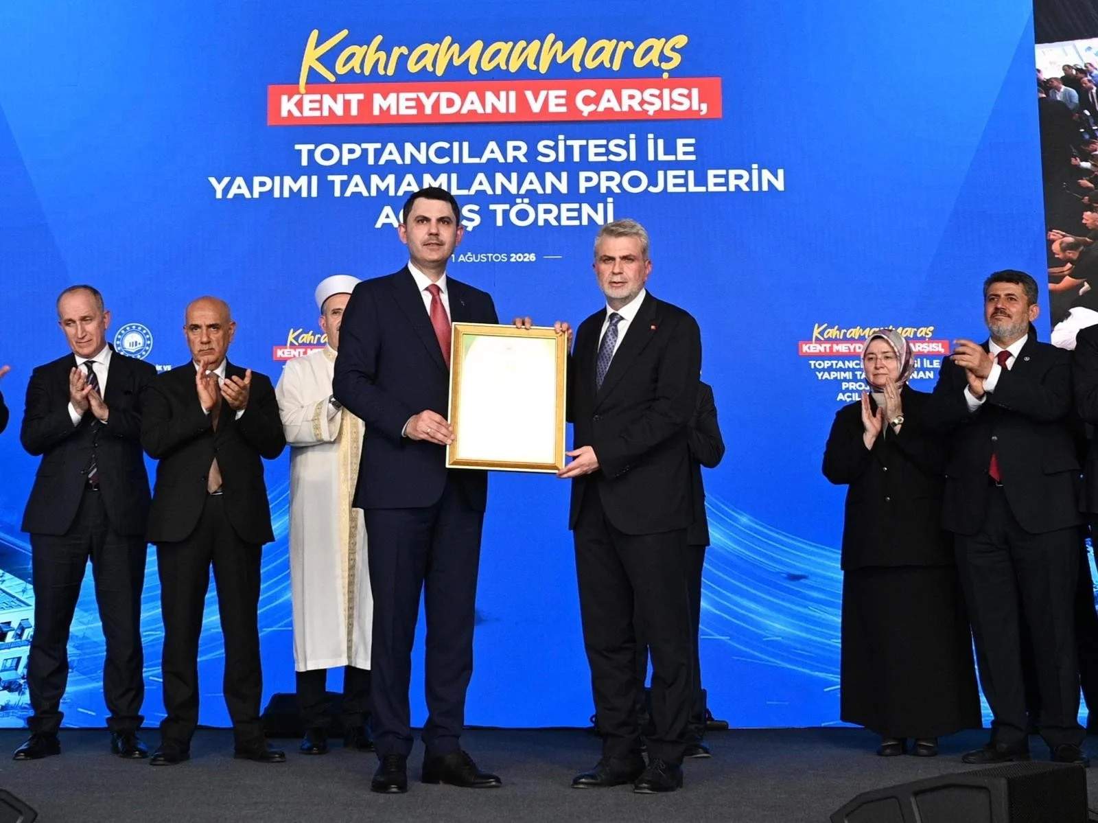 Bakan Kurum, İlk "Yeşil Ruhsat"ı Başkan Görgel’e Takdim Etti