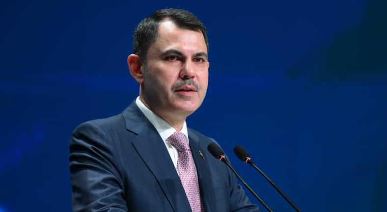 Bakan Kurum, Pekin’de Çinli mevkidaşıyla görüştü
