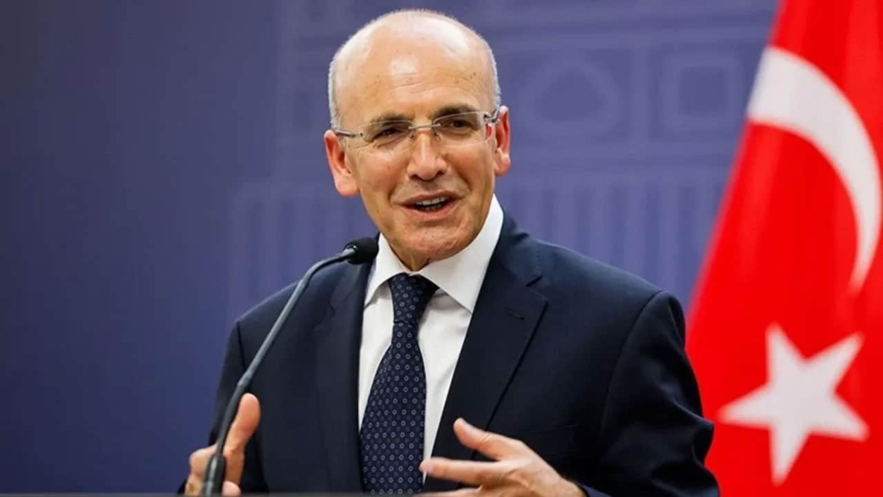 Bakan Şimşek’ten verilere ilk yorum! Petrol düştü dezenflasyon başladı