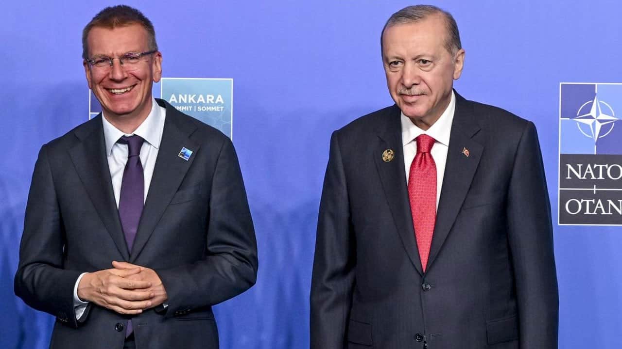 Başkan Erdoğan’dan Letonya’ya savunma sanayii telefonu