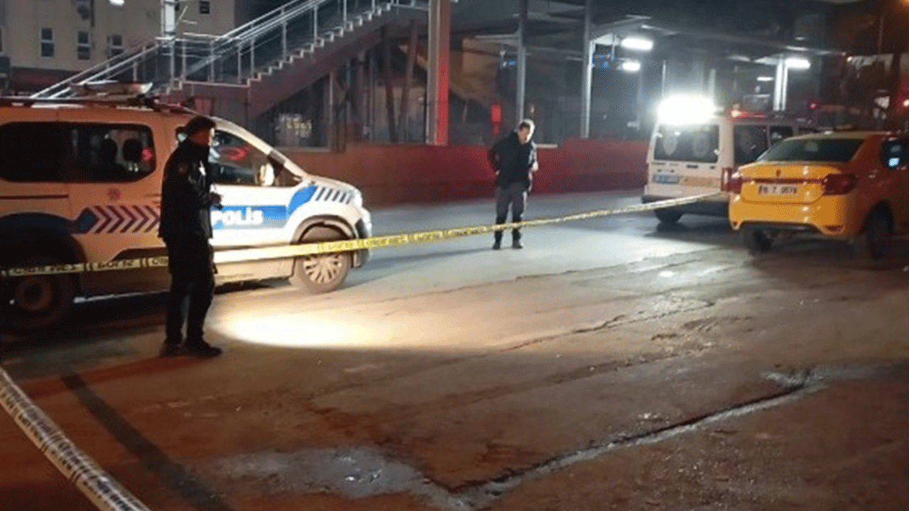 Bursa'da eğlence mekanında silahlı çatışma: Yaralılar var!