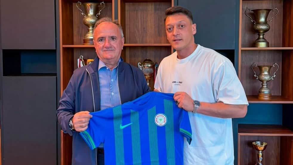 Çaykur Rizespor’dan Mesut Özil hamlesi!