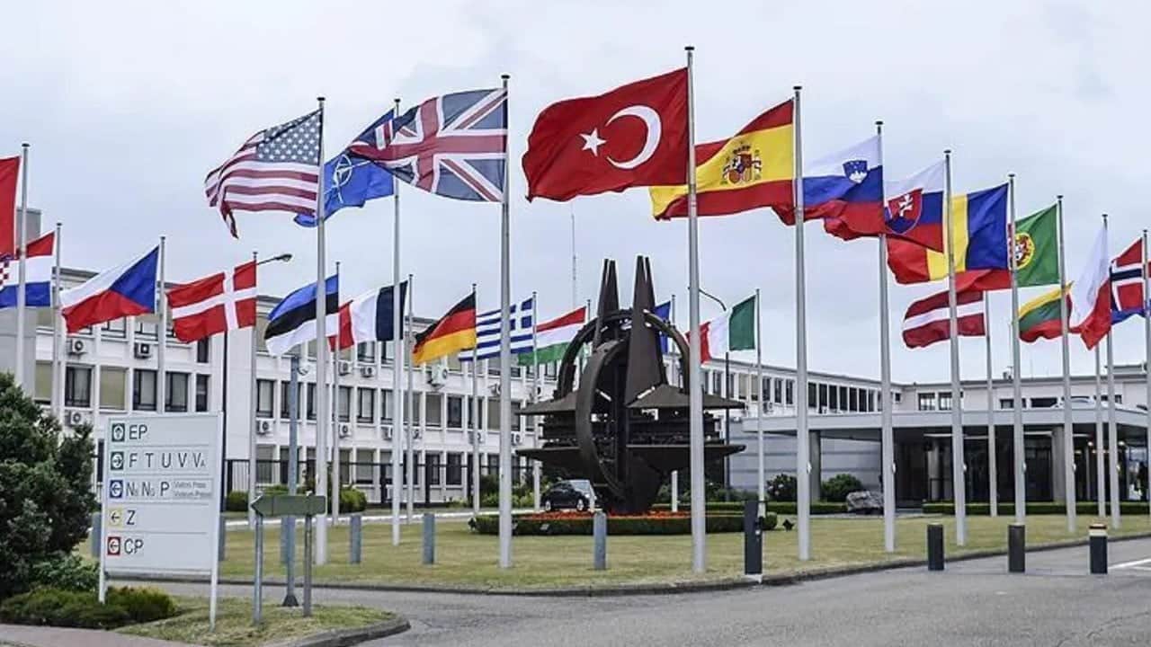 Çekya ve Danimarka'dan çağrı: NATO'nun savunma harcalamaları artsın!