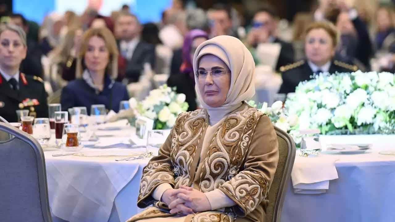 Cumhurbaşkanı Recep Tayyip Erdoğan'ın eşi Emine Erdoğan'dan 8 Mart vurgusu