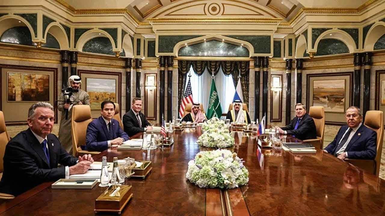 Diplomaside sıcak temas! Suudi ve Rus bakanlar bölge için masada: "Güvenlik ve ekonomi hattında kritik zirve!"