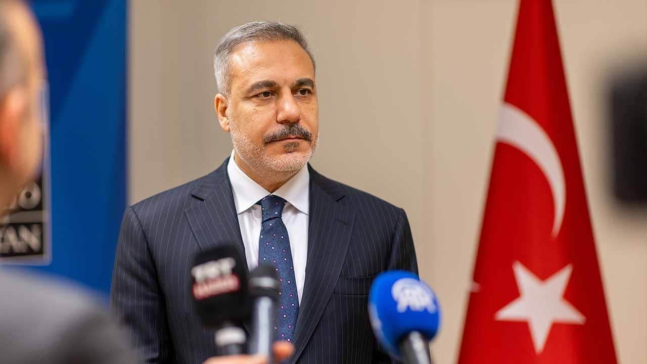 Dışişleri Bakanı Hakan Fidan'dan Birleşik Krallık ile kritik temas! Masada Gazze ve Ukrayna var!