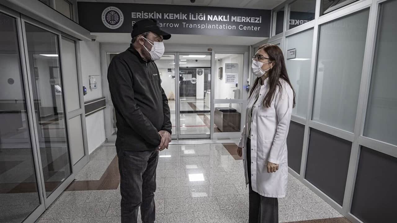 Diz ağrısıyla hastaneye gitti! Dünyalar başına yıkıldı