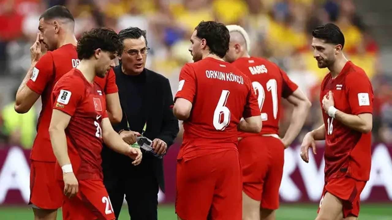 Eleştirilerin odağında yer almışlardı! 2 yıldız Paraguay maçında kulübede