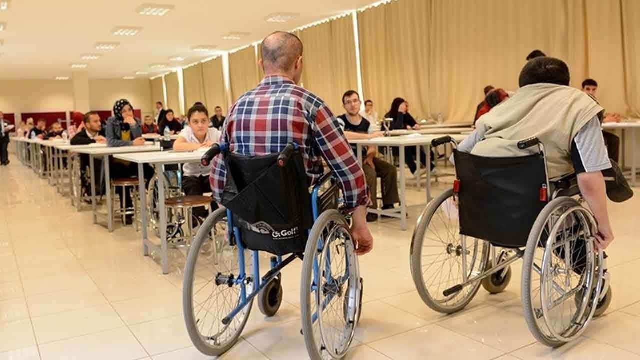 Engelli vatandaşlara kamuda istihdam kapısı açılıyor! EKPSS kura başvuruları için düğmeye basıldı!
