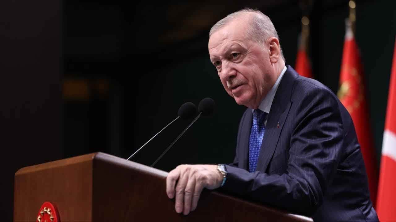 Erdoğan, Kızılay'a kurban bağışında bulundu
