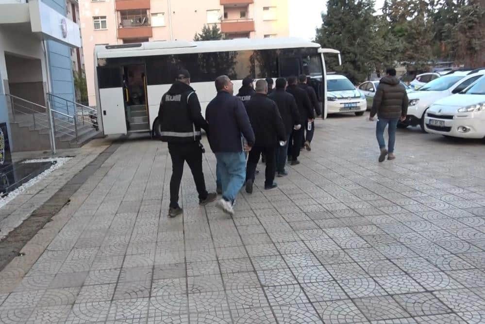FETÖ’nün güncel yapılanmasına operasyon: 15 gözaltı