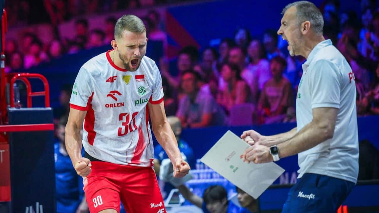 Finalde 5 setlik nefes kesen mücadele! Polonya VNL’de üçüncü kez şampiyon