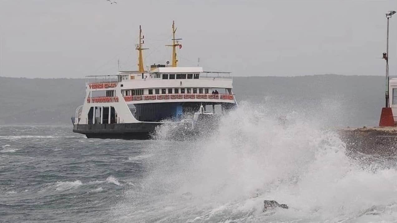 Fırtına Marmara’da feribot seferlerini vurdu! 2 gün sefer yapılamayacak