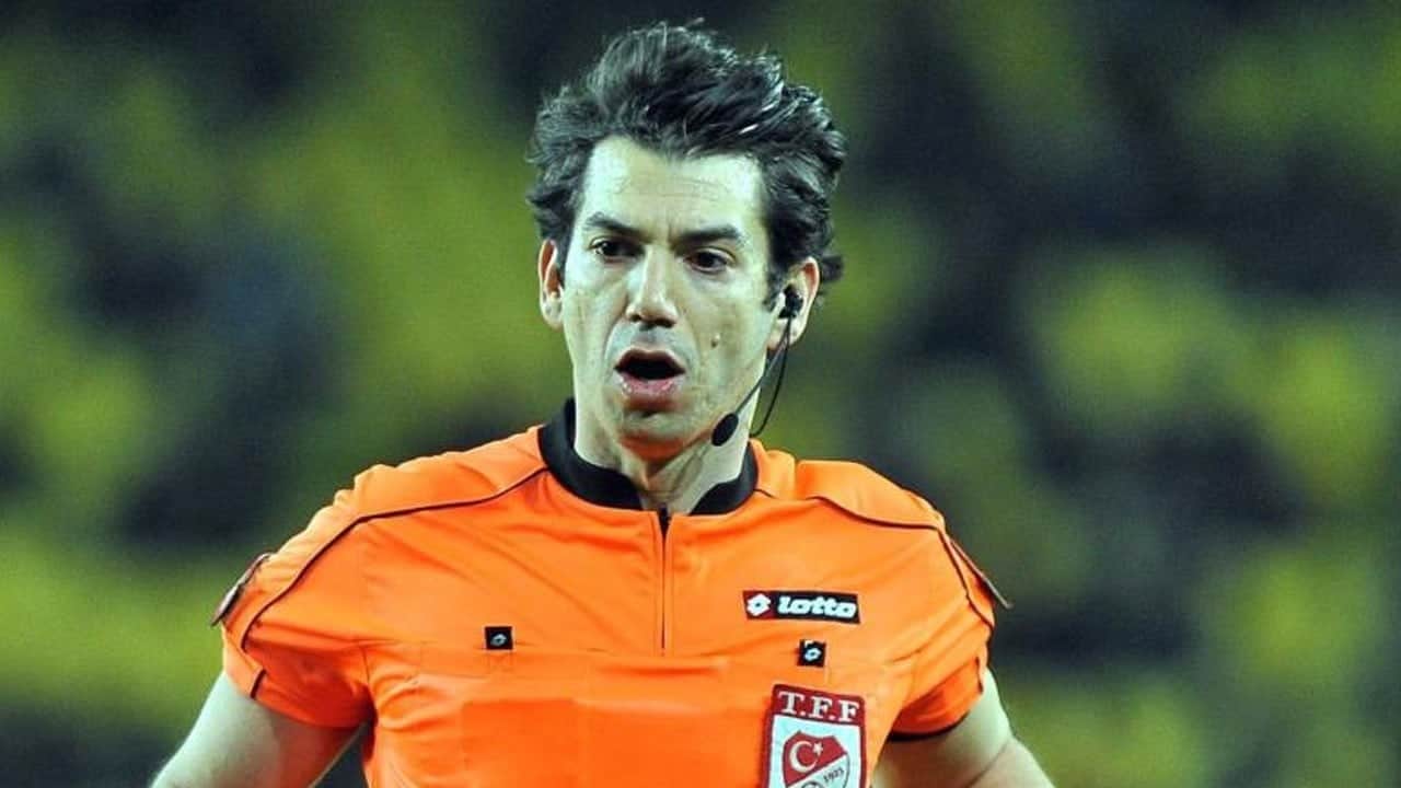Galatasaray-Samsunspor karşılaşmasının VAR hakemi açıklandı
