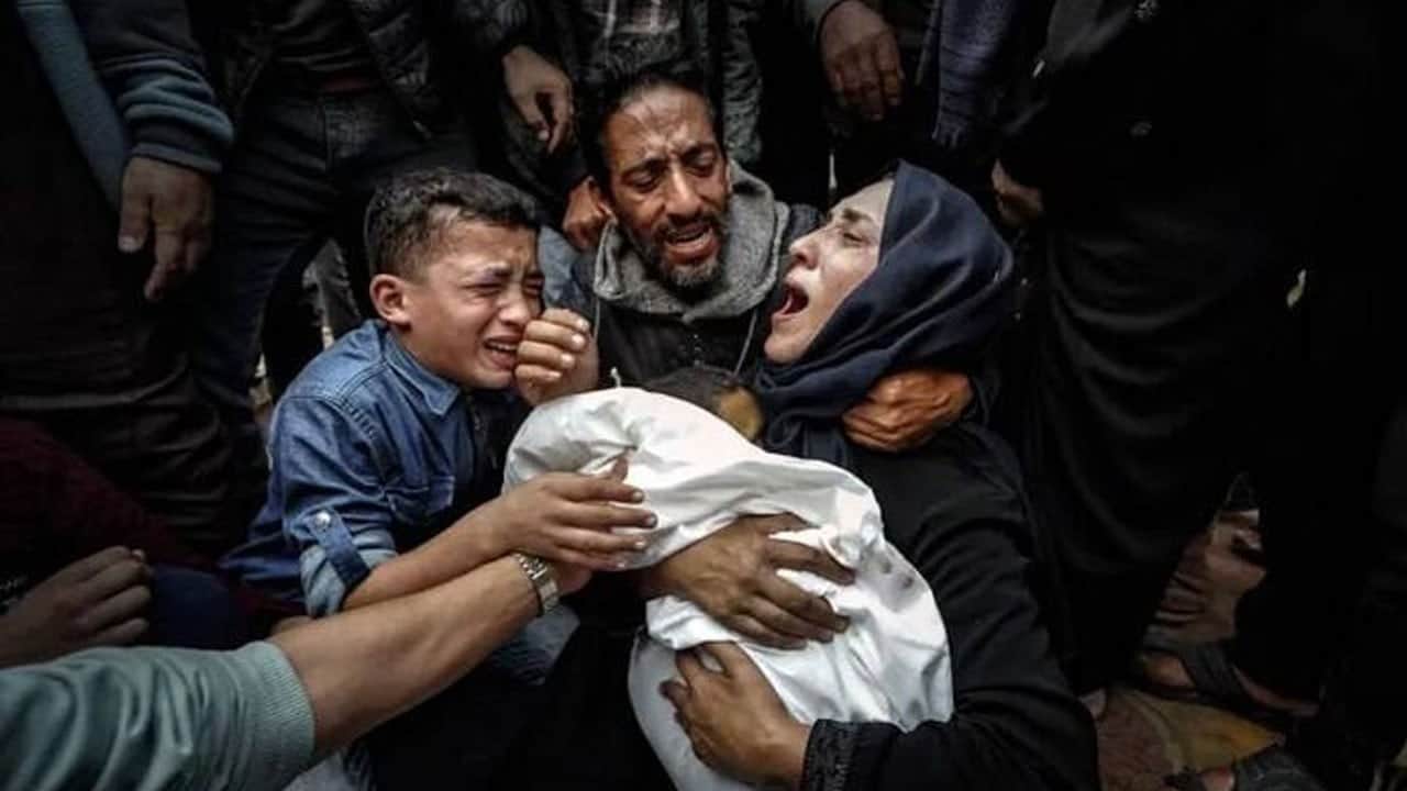 Gazze'de şehit sayısı 70 bin 366'ya yükseldi