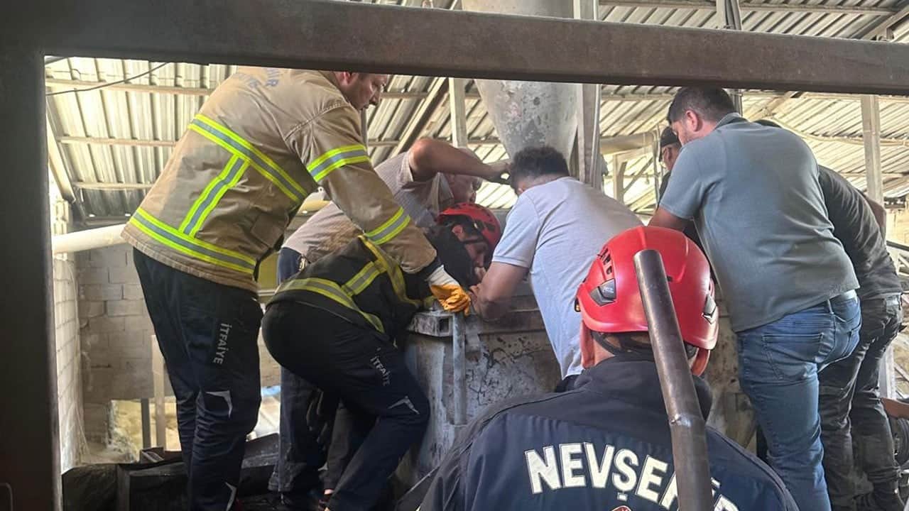 Harç karma makinesine sıkışmıştı! 2 günlük yaşam mücadelesini kaybetti