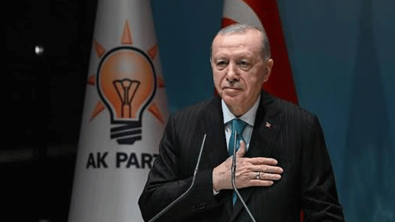 Hizmete rağbet çığ gibi büyüyor: Ak Parti'nin üye sayısı 12 milyona dayandı!