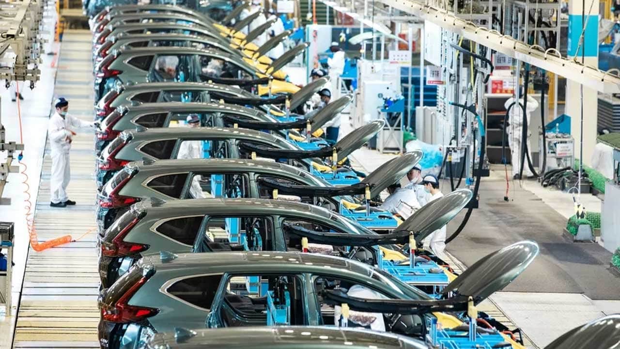 Honda, çip krizi nedeniyle üretime ara verdi