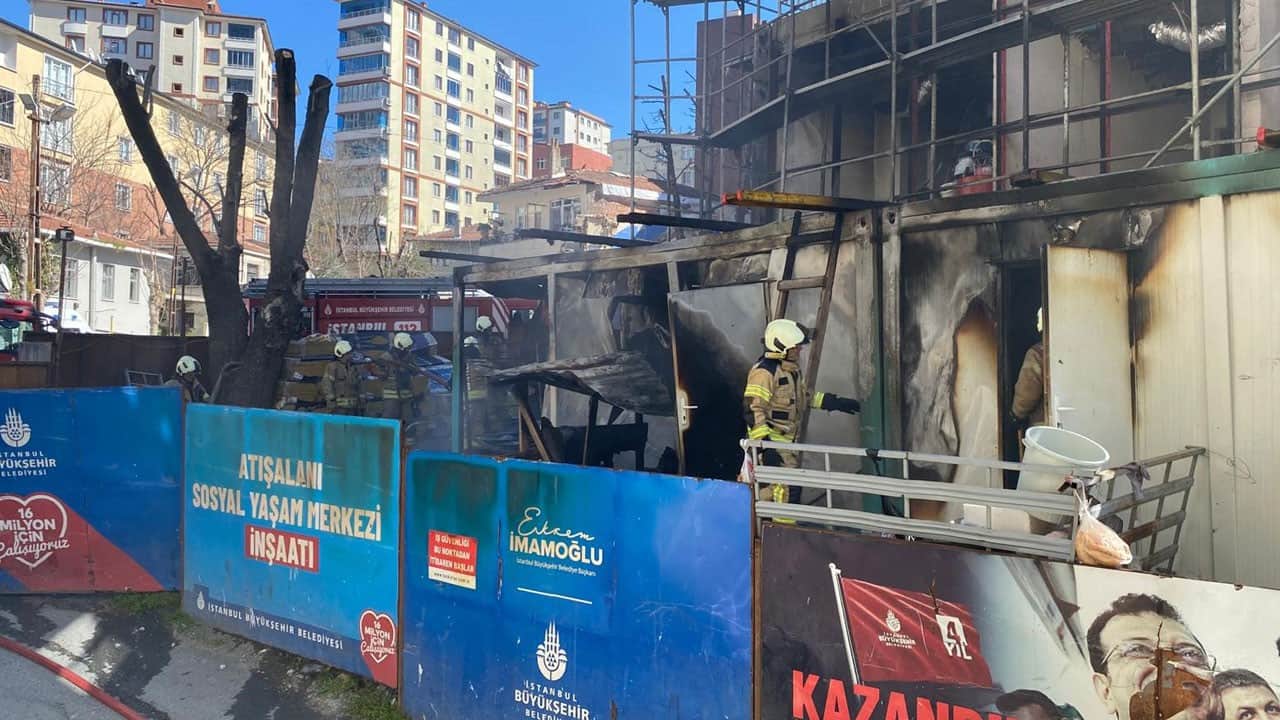 İBB şantiyesinde yangın: İşçiler canını zor kurtardı