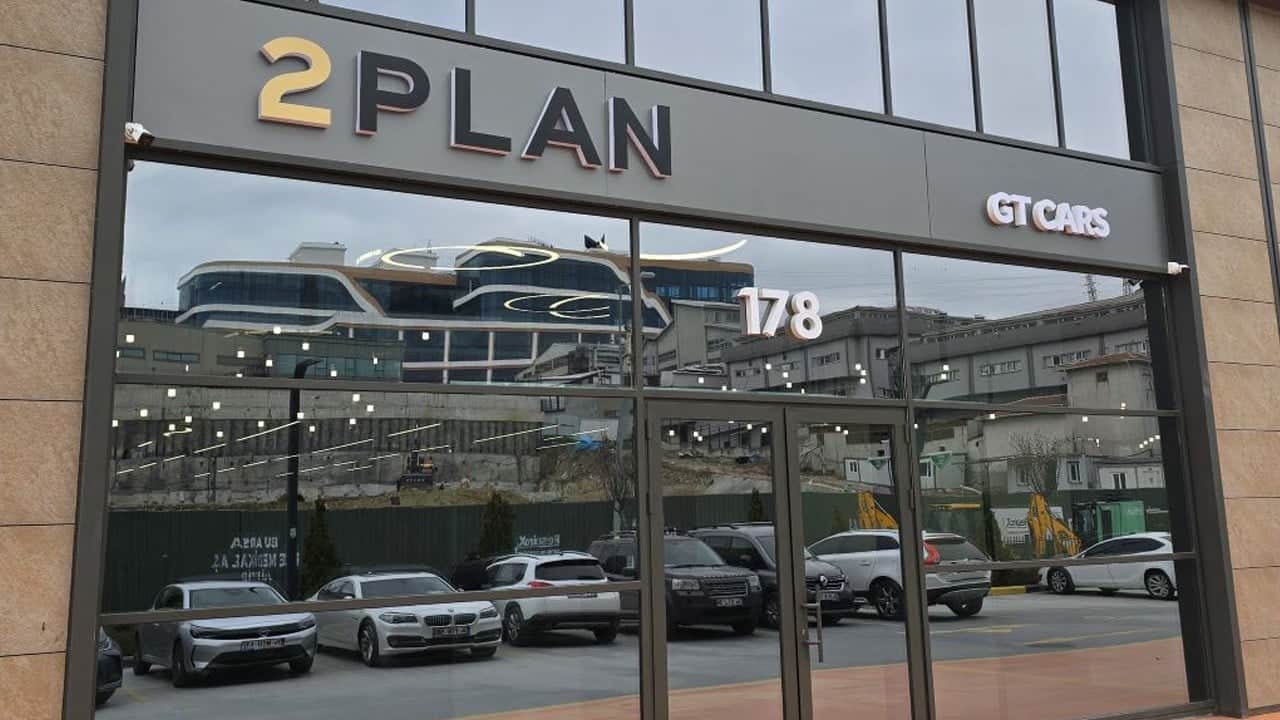 İkinci el otomotivde dikkat çeken hamle! 2PLAN’dan yeni bayilik anlaşması