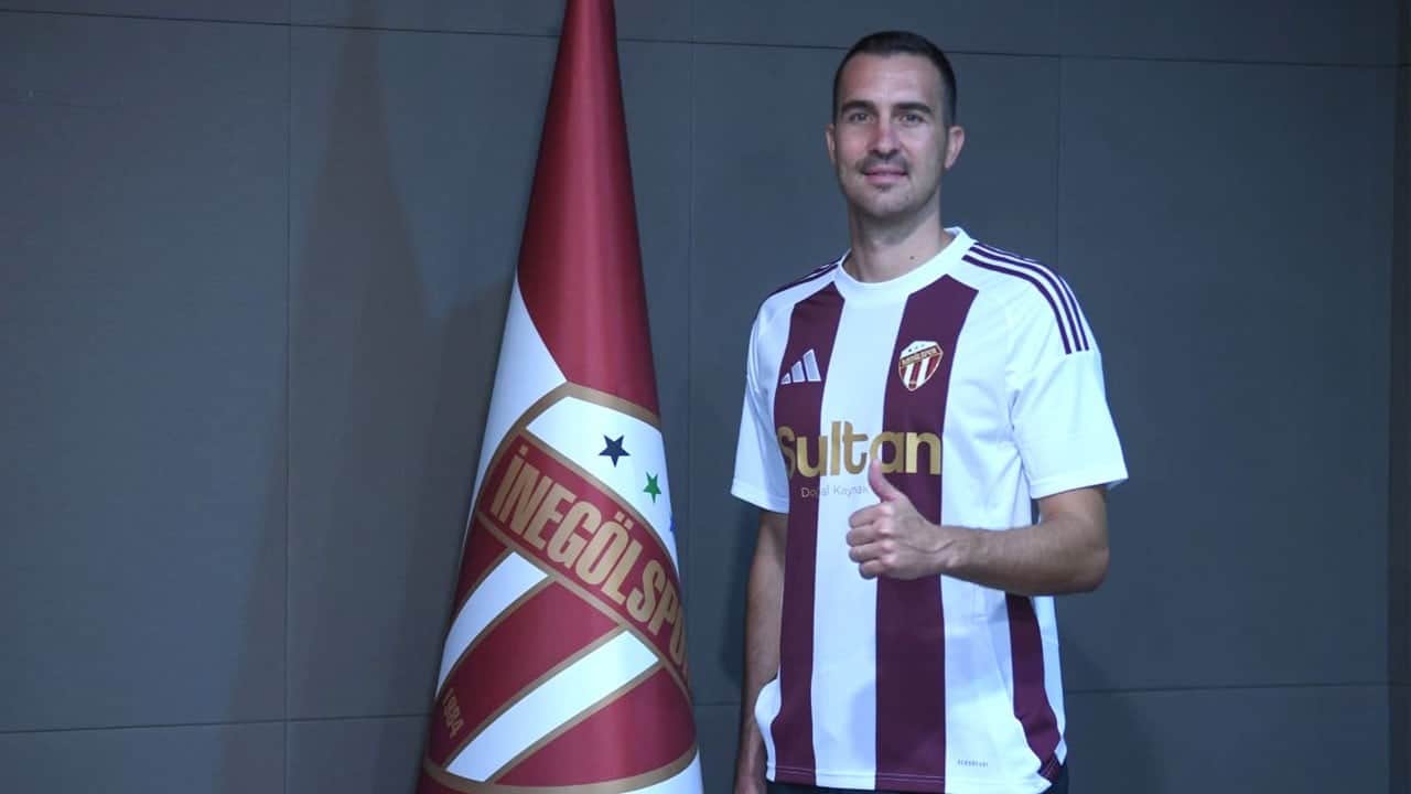 İnegölspor’dan kaleye yıldız takviye! Harun Tekin 1 yıllık imzayı attı