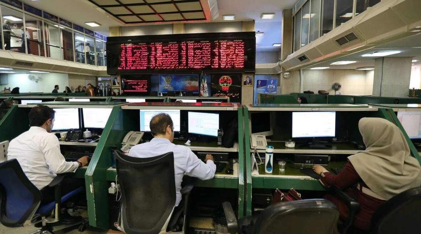 İran’da Ekonomik Savaş: Borsa Süresiz Kapatıldı!