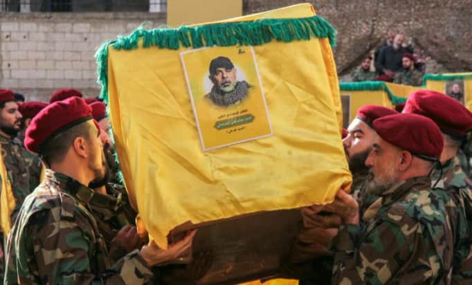 İsrail, Lübnan’da üst düzey Hizbullah komutanını öldürdüğünü duyurdu
