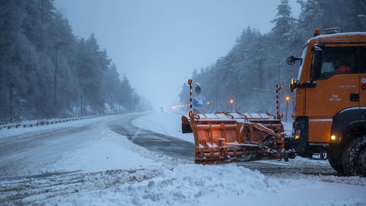 Kara yollarından uyarı geldi! İşte Türkiye genelinde yol durumu