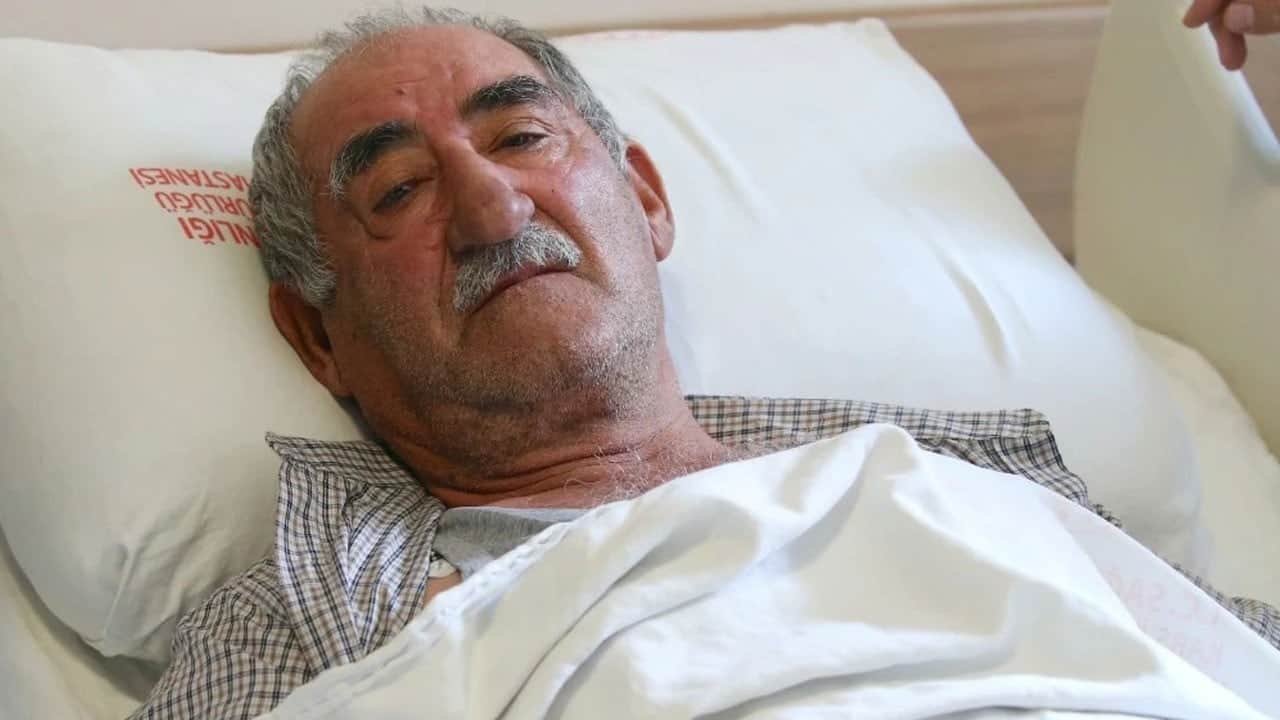 Memleketine gezmeye gitti, ayı bacağını kırdı!