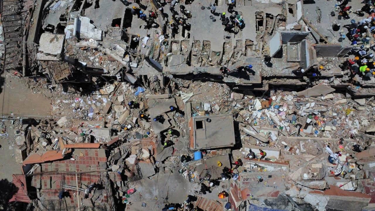 Kayıp ailelerinin umutları azalıyor! Kolombiya'da 3 günlük "ulusal yas" ilan edildi