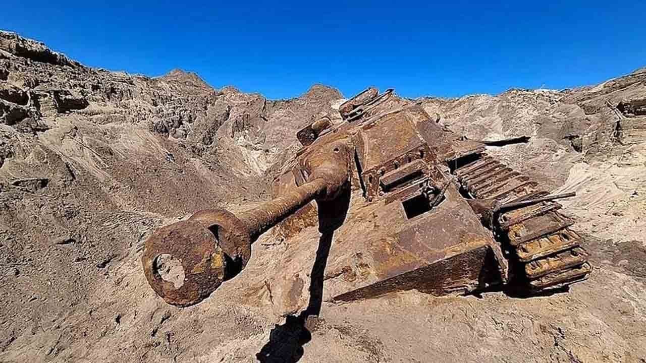 Kumların altında tam 80 yıl gizlendi! 29 tonluk Alman zırhlısı bulundu
