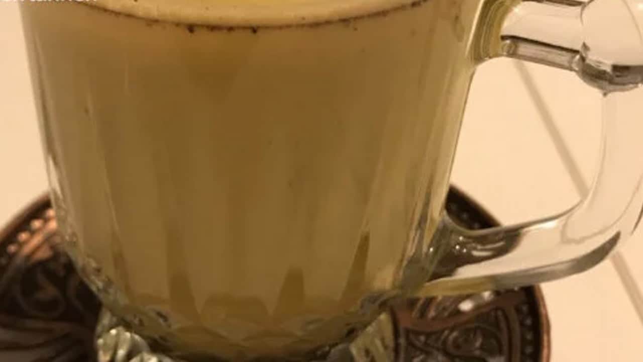 Metabolizma ateşleyen efsane sütlü Kahve ile güne başlayın: uygulama basit! Bugün yapın